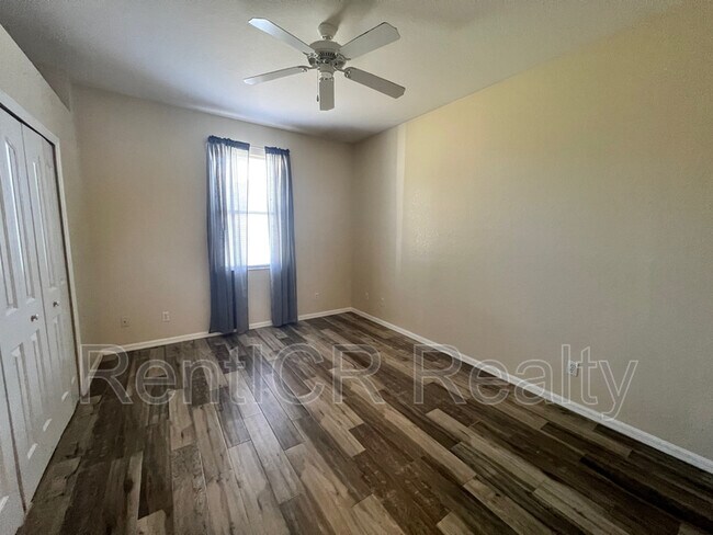 Building Photo - 4970 Easter Terrace