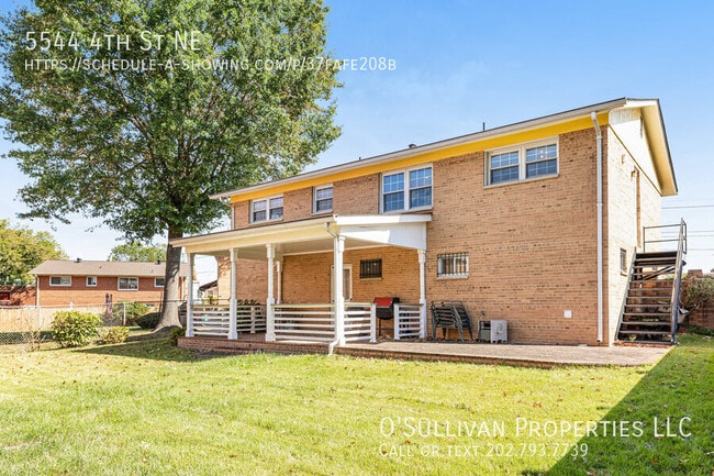 Building Photo - 5544 4th St NE