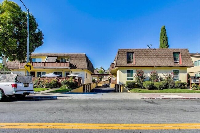 Building Photo - 1283 Ayala Dr