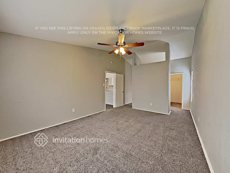 Building Photo - 200 Kalmia Dr