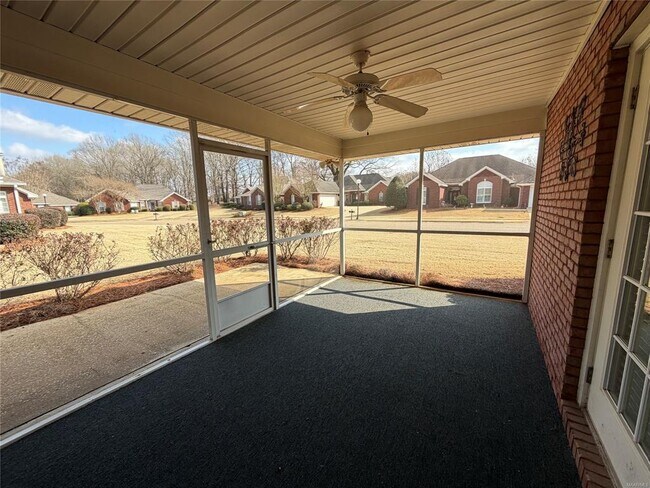 Building Photo - 8000 Bridgewater Trce