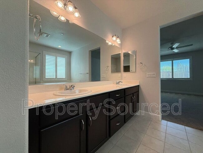 Building Photo - 1978 Memorial Ln