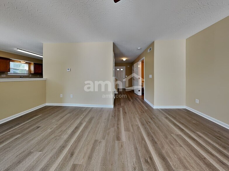 Building Photo - 5974 Marsh Cir