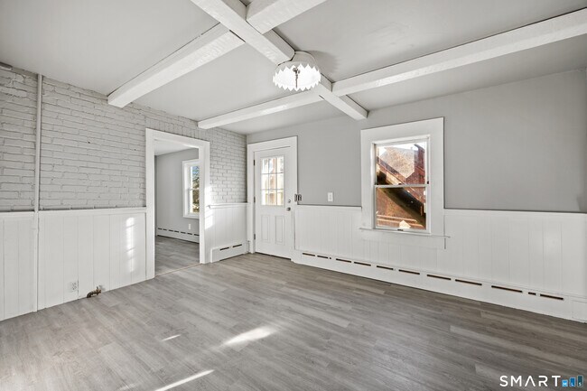 Building Photo - 153 Funston Ave