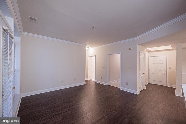 Building Photo - 2130 Ganton Green