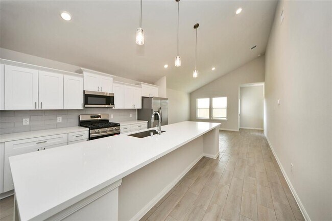 Building Photo - 21814 Ash Cypress Ct