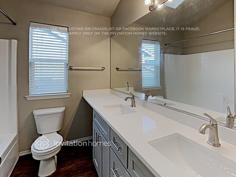 Building Photo - 1821 66th Ave NE