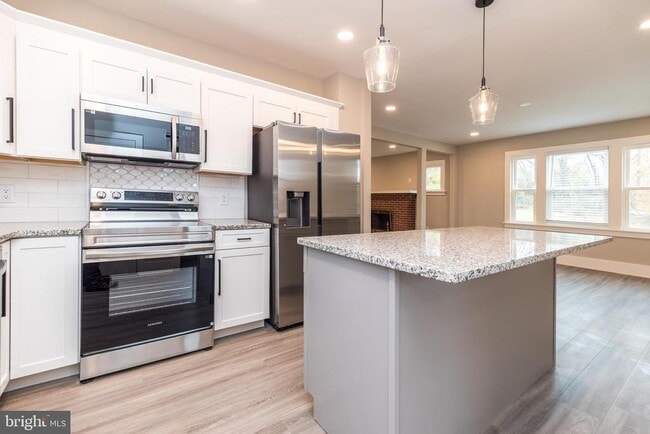 Building Photo - 343 Pawlings Rd