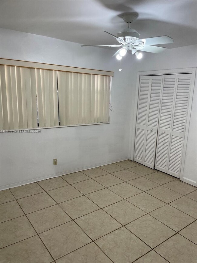 Building Photo - 2347 NW 28th St