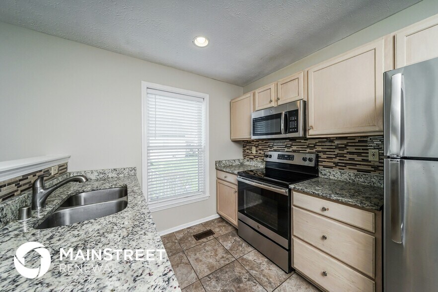 Building Photo - 12008 Valley Meadow Way