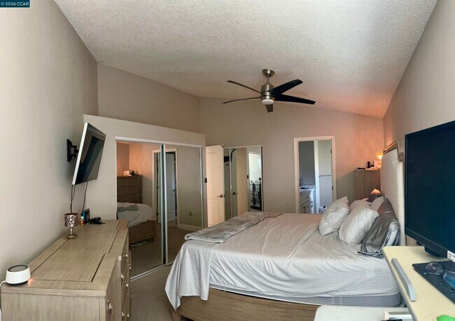 Building Photo - 2405 Brazil Ct