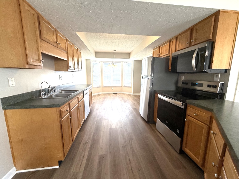 Building Photo - 12806 Lost Hill Walk