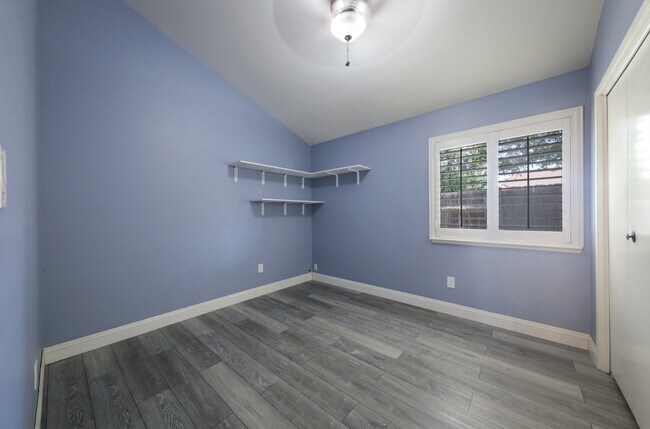 Building Photo - 3905 Cibola Ct