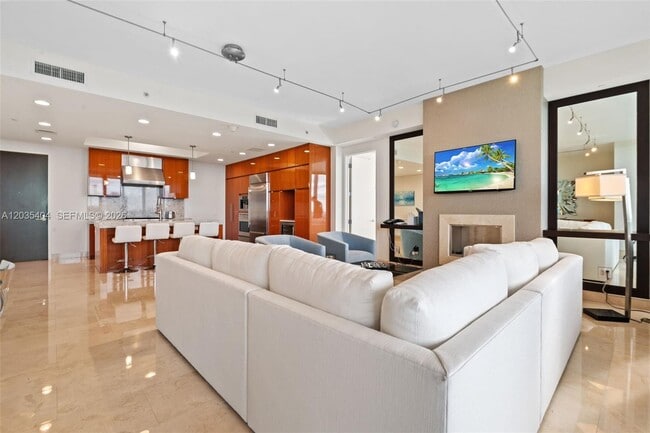 Building Photo - 9705 Collins Ave