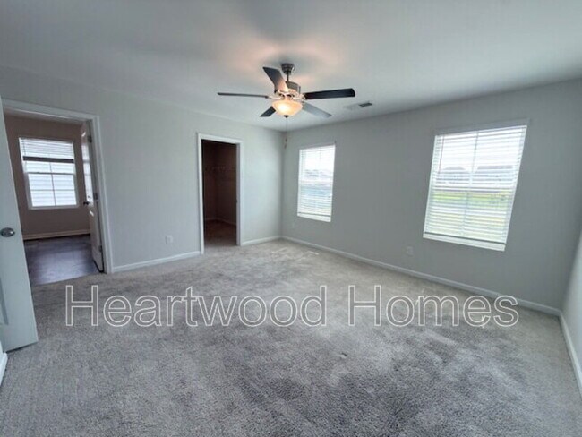 Building Photo - 406 Eclipse Ln