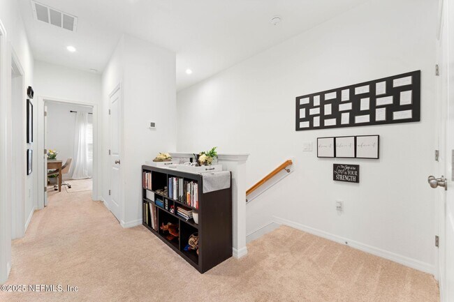 Building Photo - 13109 Annie’s Walk Dr