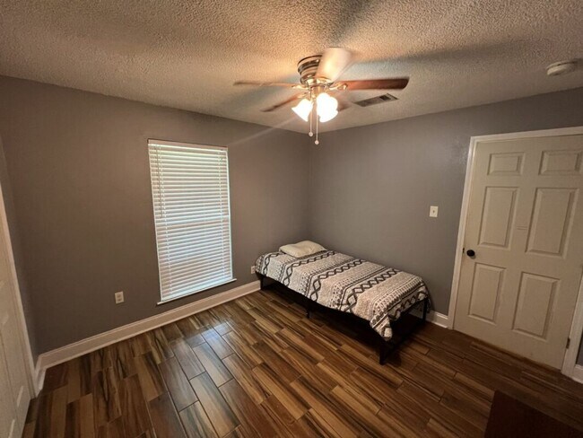 Building Photo - Spacious 5BR Home in Avalon – Dual Master Suites + Modern Updates!