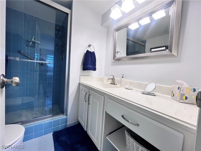 Building Photo - 400 Forest Lakes Blvd