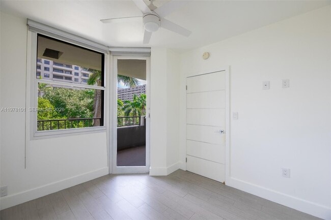 Building Photo - 161 Crandon Blvd