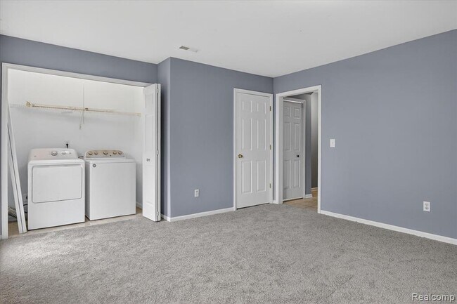 Building Photo - 36366 Dominion Cir