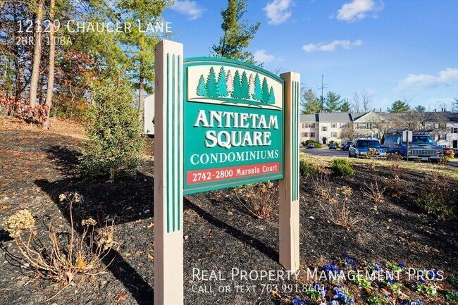 Building Photo - 12129 Chaucer Ln