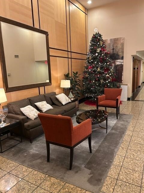 Building Photo - 2 Constitution Ct