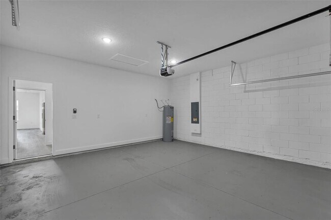 Building Photo - 2211 SW 153rd Pl Rd