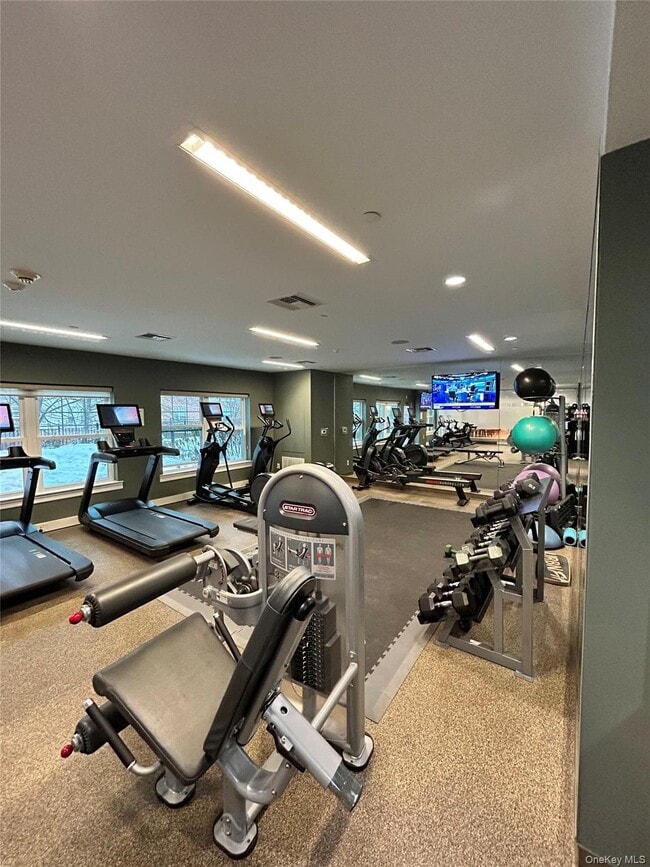 Building Photo - 125 Parkway Rd