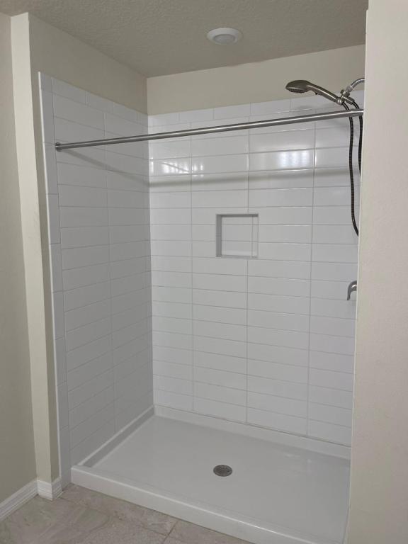 Building Photo - 4625 Sparkling Shell Ave