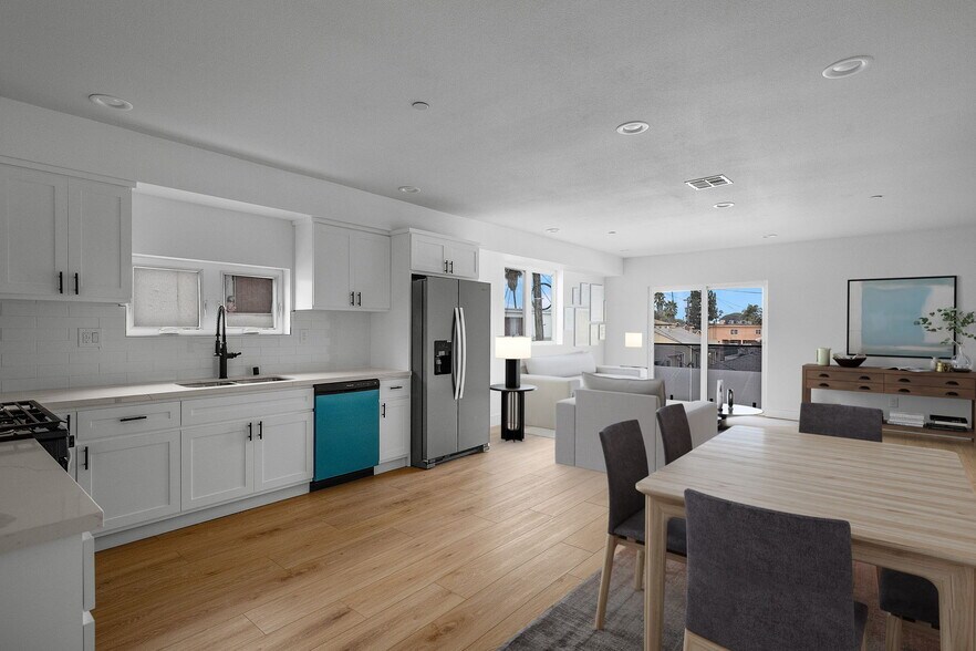 Primary Photo - 6645 Beck Ave