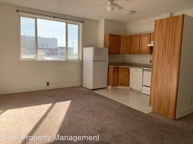 Primary Photo - 123 N 7th St