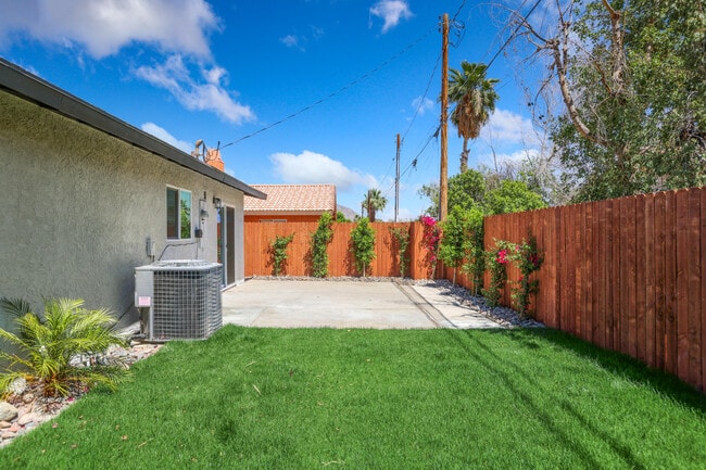 Building Photo - 53110 Avenida Ramirez