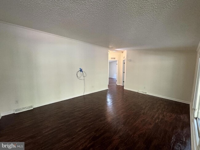 Building Photo - 340 Faucetts Rd