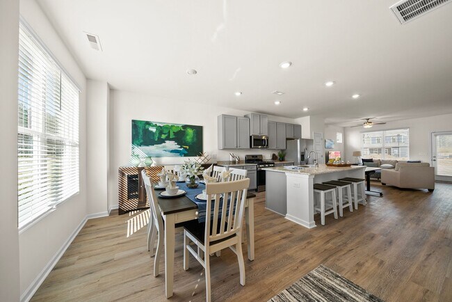 Building Photo - BRAND NEW 3 Bed 2.5 bathroom townhomes in Wake Forest!