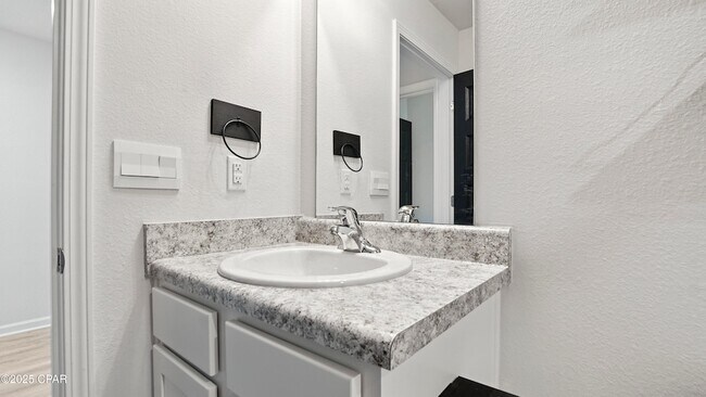 Building Photo - 6488 Slabinski Ln