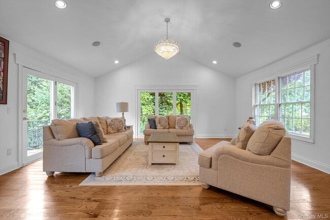 Building Photo - 87 Arleigh Rd