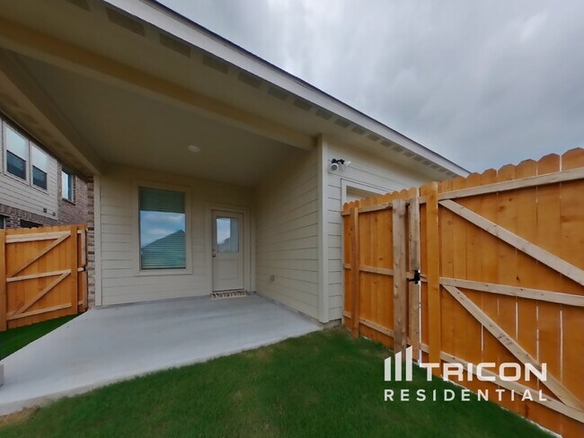 Building Photo - 2708 Brushy Lk Dr