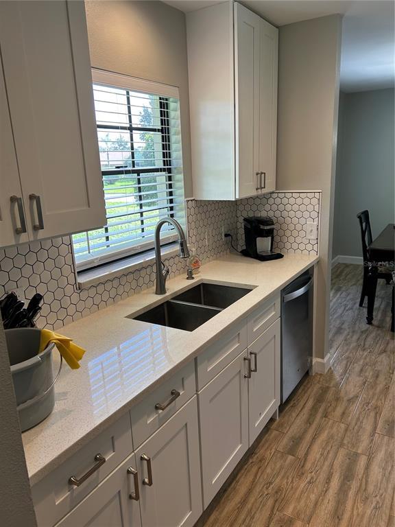 Building Photo - 13236 Molitor Ct