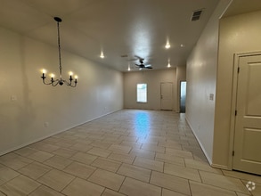 Building Photo - 5827 Urbana Pl