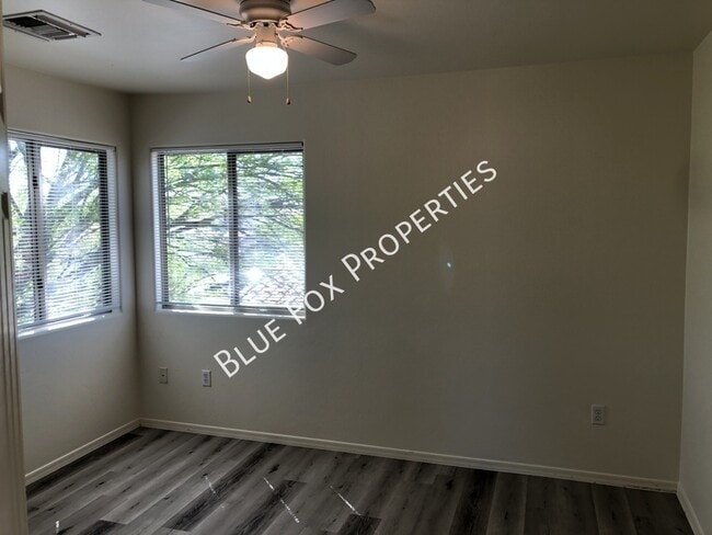 Building Photo - 7651 E Majestic Palm Ln