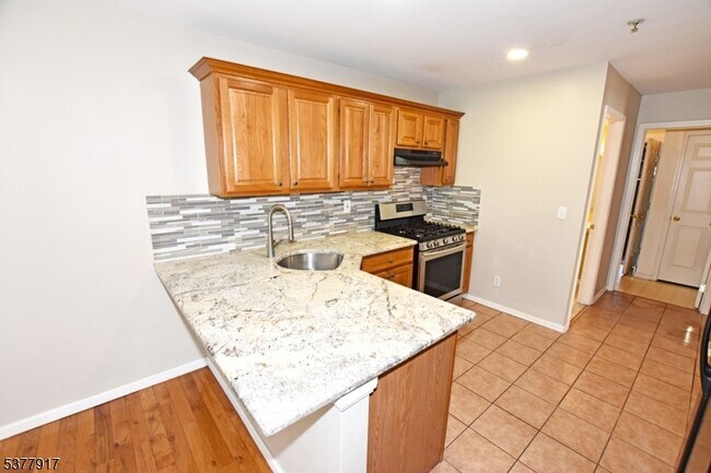 Building Photo - 101 Boulder Ridge