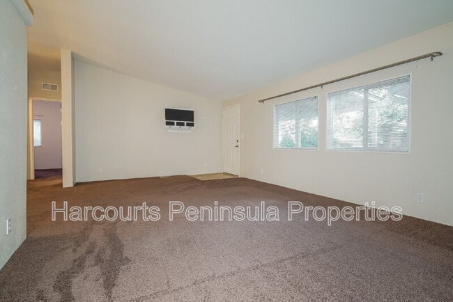 Building Photo - 9110 144th St Ct NW