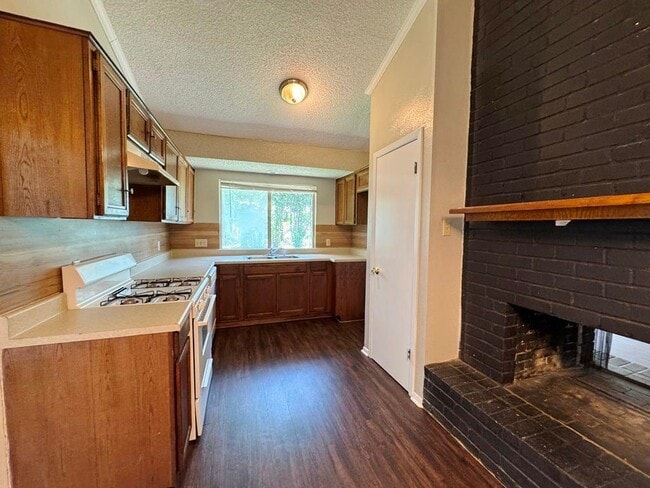 Building Photo - 1107 Spearson Ln