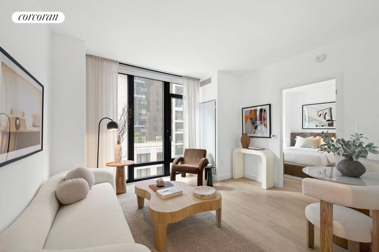 Building Photo - 111 Willoughby St