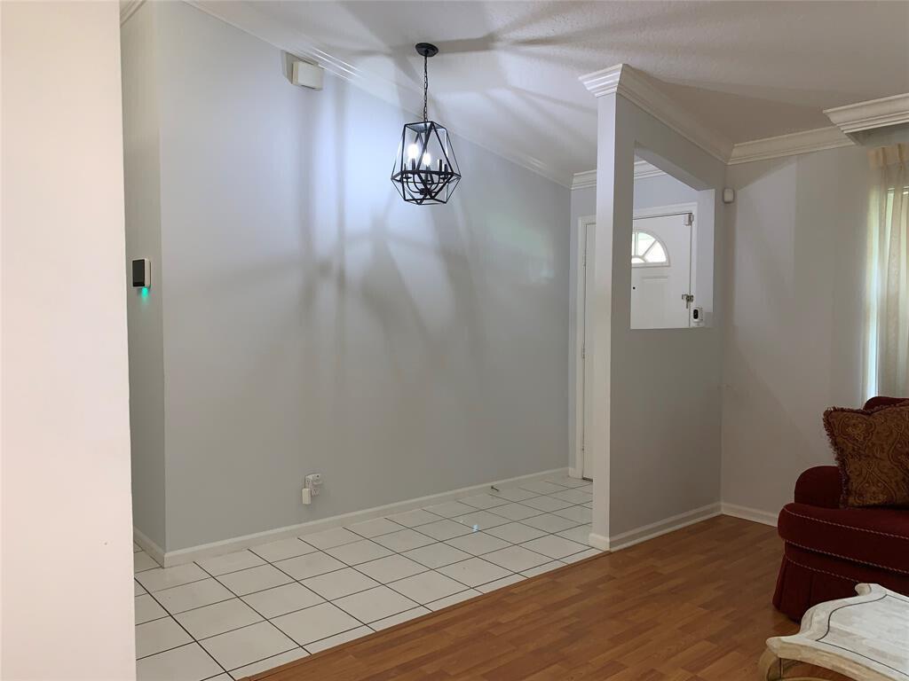 Building Photo - 4208 Temple St