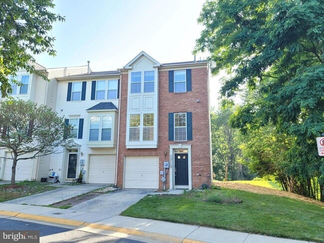 Building Photo - 13115 Rosebay Dr