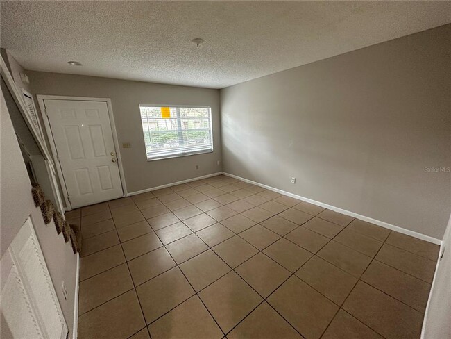 Building Photo - 3544 Khayyam Ave