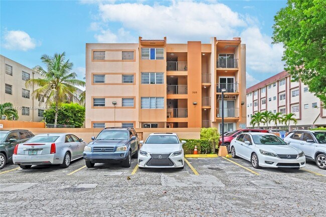 Building Photo - 325 NW 72nd Ave
