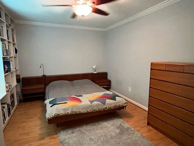 Building Photo - Great 2BR located in Northern Bethesda