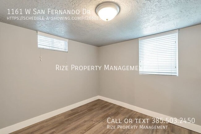 Building Photo - 1161 San Fernando Dr